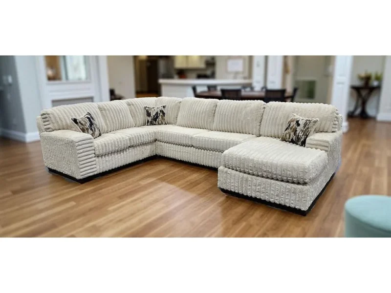 S319 Austin Ivory