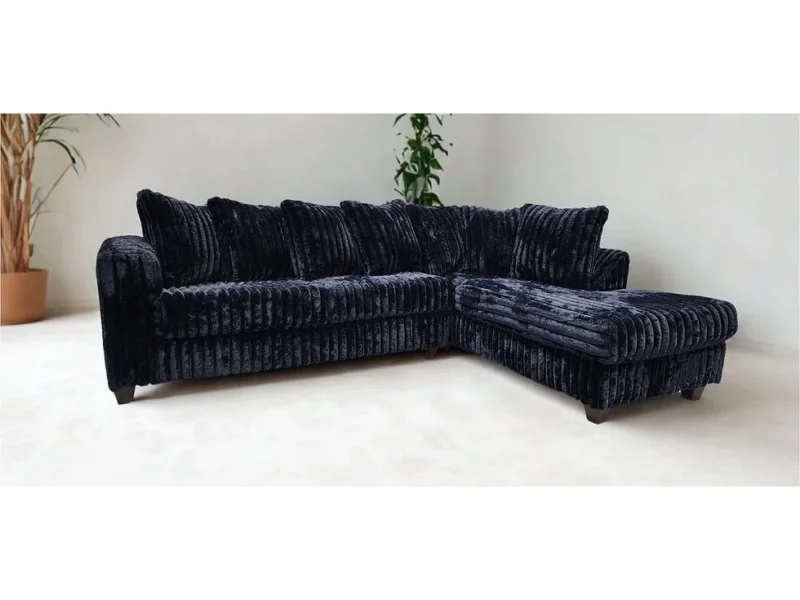 S300 Gia Sectional {Black}
